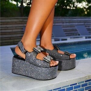 Shane‎ Justin Rhinestone Platform Sandals
Size: EU 40 / US 10